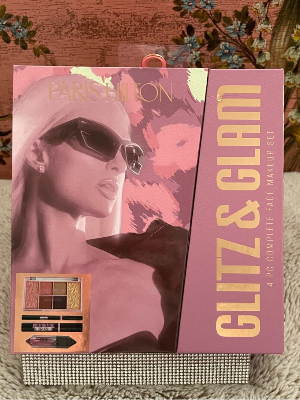 Paris Hilton Glitz & Glam 4-piece complete face makeup set